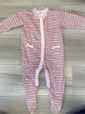 3/$15 Striped Pink Baby Girl Footed Sleeper Size: 9-12M